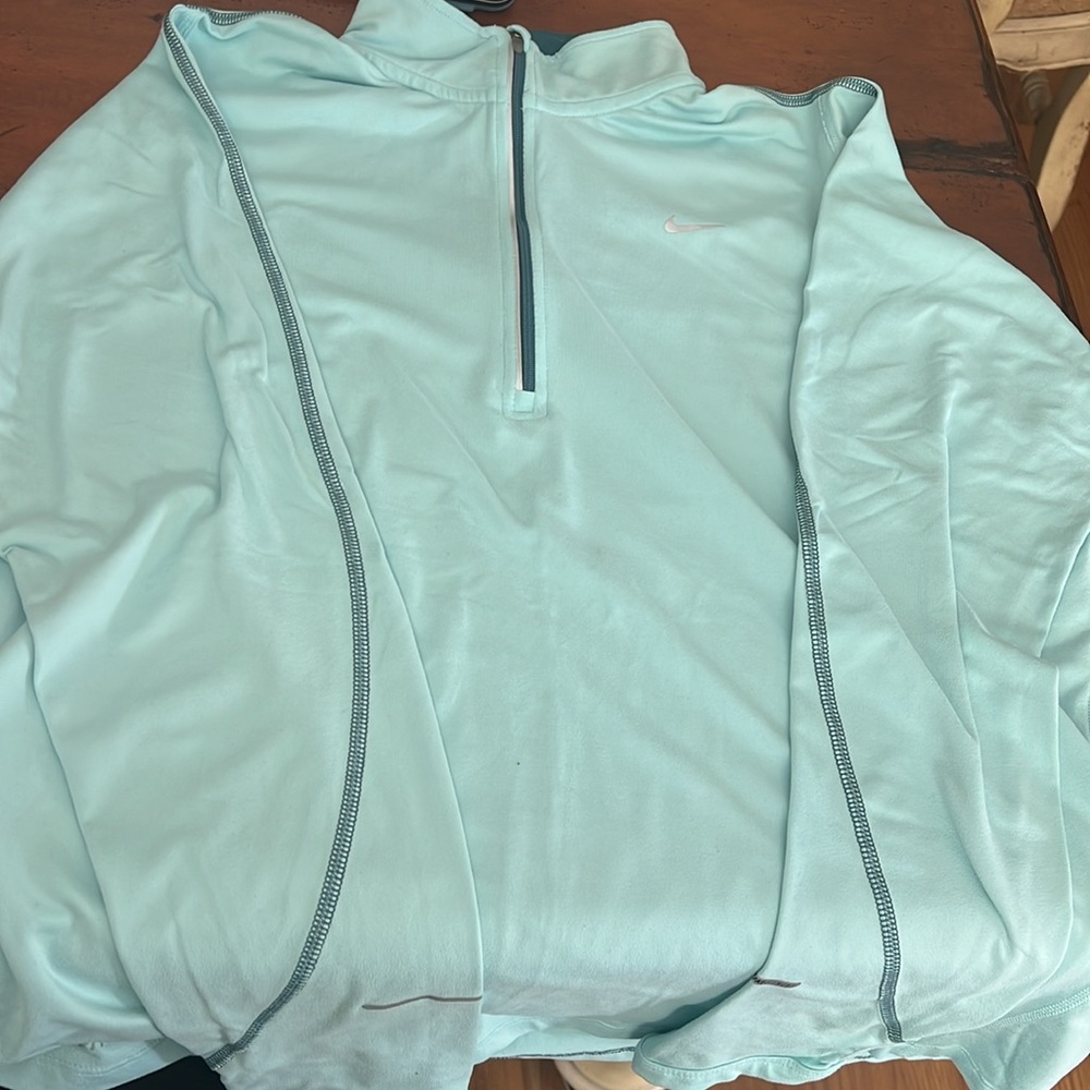 Nike Dri-Fit Women’s Zip-Up - Picture 2 of 4